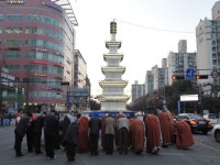 부처님오신날김포 황금 연등탑 점등
