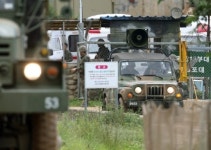 고성 명파초등학교 인근서 GOP 총기난사 탈영병 교전… 인근 주민 긴급대피[속보]