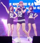 [경인포토]레인보우, 한뼘 핫팬츠 입고 아찔한 무대