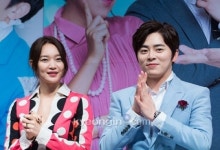[경인포토]나의 사랑 나의 신부 조정석 신민아, 뽀얀 피부+커다란 눈망울 닮았네