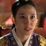 비밀의 문 박은빈, 합궁 거부한 이제훈에 분노… 동궁전 상궁 매질