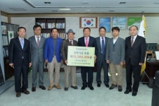 신재서 천일페인트대표, 포천시에 장학금 1천만원 기탁