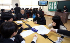 이재정 경기교육감 천보中서 교실수업