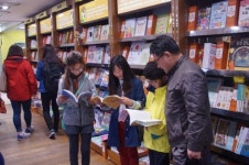 파주 신산초, 어린이회가 도서관 도서 직접 선정