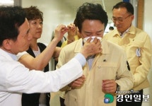 [포토]수원병원 찾은 남경필 경기도지사 ‘메르스 대응자세’