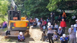 용인시, 지곡초교앞 콘크리트연구소 공사중지 명령