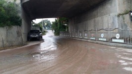 [이천] 초교앞 공장 ‘진흙탕 공사’