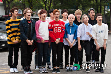 [경인포토]세븐틴 만세로 돌아왔어요