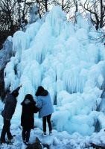 [내일 날씨]설 연휴 첫날, 찬 바람과 함께 찾아온 추위… 일부 지역 눈
