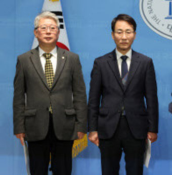 이원욱·조응천 민주 탈당… 