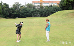 비장애인 못잖은 비거리·정확한 퍼팅 홀마다 굿샷… 제11회 시각장애인 골프협회장배대회