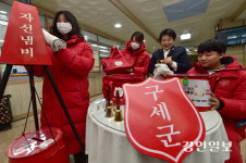 [포토] 인천 구세군 ‘자선냄비 모금 점검’
