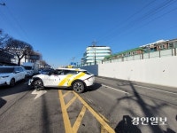 수원의 한 골목길서 택시 돌연 가속… 4명 부상