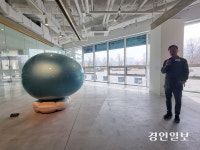 [공연리뷰] 수원시립아트스페이스광교 ‘아워세트: 김홍석 x 박길종’展 10월까지