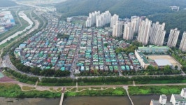 안양의 옛 역사 간직한 동네… ‘안양 벚꽃 1번지’ 충훈동