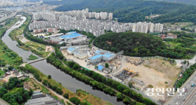 [현장르포] 높은 담장 둘러 친 아스콘 공장, 공원으로 바뀔 날 기다린다