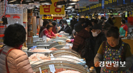 [포토] 소래포구 ‘젓갈 상점’ 분주
