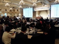 황휘 의료기기산업협회장 화두 규제 개선