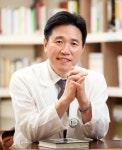 “요양병원, 노인 인권 기반 ‘존엄케어’ 실천 매진”