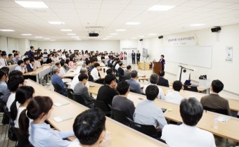 가천의대 학생들 만나 진솔한 대화 이길여 총장