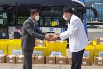 서울버스운송조합, 서울의료원 직원들 응원 선물