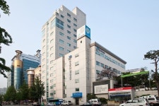 명지병원 이왕준 이사장, 인천사랑병원 경영권 이양