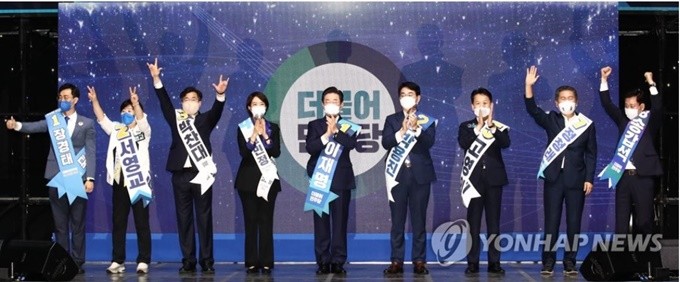 민주당 내부 통합, 이재명 대표의 역할 강조… 고민정 의원 발언에 활기 (81자)