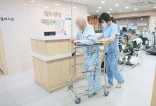  인천사랑병원, 100세 초고령 환자 고관절 수술