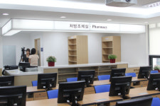 약대 첫 GPP실습실 선보인 숙명여대 주목