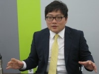 치료를 떠나 소리로 새로운 세상을 제공합니다