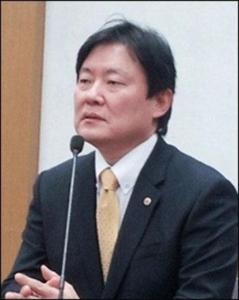 노환규 의협회장, 동아제약에 리베이트 사태 공식 질의
