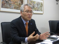 더블유스토어, 새로운 약국 모델 제시로 재도약