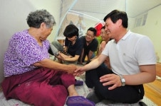 노원구의사회, 지역민 위해 모기장 설치 나서