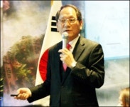 2천여 한약사 흡수로 약 일원화 바람직하다