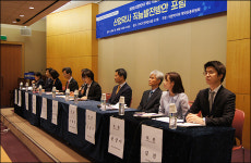 쉽게 떠나는 약사들, 제약산업내 입지 점차 좁아진다