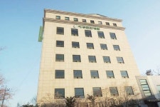 광장 도입한 정신병원…치료못지 않게 재활도 중요