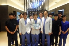 프라우드 비뇨기과, 적십자 씀씀이 바른병원 참여