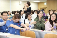 [포토] 경상대병원, 감정노동 힐링 365 캠페인