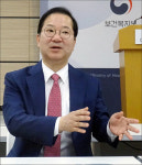 박능후 장관, 김대업 신임 약사회장과 첫 회동‥무슨 대화?  