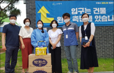예방접종센터에 약사가 있어 다행이라는 말에 뿌듯해요