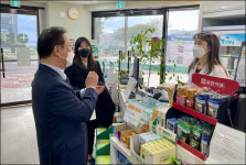제주도 약국 찾은 김대업 방문약료 제도화에 힘쓸 것