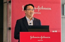 다시 태어난 J&J MedTech 의료기기 넘어 전인적 치료 솔루션 확대