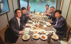 의약품유통업계 위해 강한 협회 만들어나갈 새로운 인물 필요