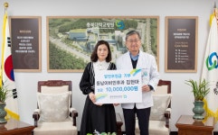 동남이비인후과 김현아 원장, 충북대병원에 1000만원 기부