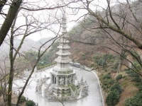 [이한성의 이야기가 있는 길] ④ 진흥왕순수비 길따라 마애불 만나러