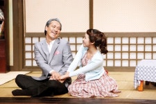 연극 ‘너와 함께라면’, 선의의 거짓말은 정말 좋은 것일까?