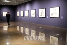 [이색 전시]한복 입은 마리아·갓 쓴 예수…탄생 100돌 운보의 ‘눈물 예술’