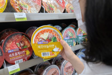 제주도의 맛과 만난 CU·오뚜기