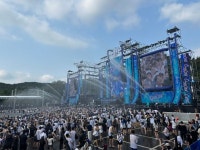 [포토뉴스] 폭염 씻은 물폭탄… 또다시 찾아온 ‘카스쿨 페스티벌’