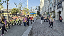 성북구 장위1동, 추석 앞두고 주민 60여 명 참여해 자율대청소